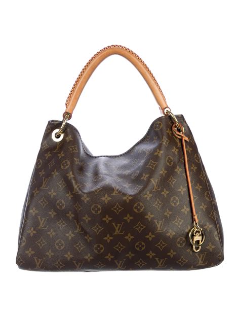 louis vuitton artsy mm size.